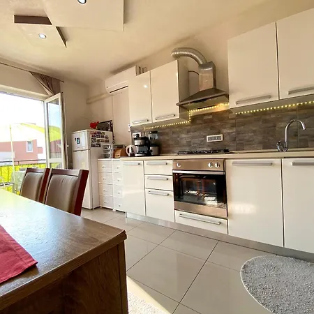Apartment Julijana Makarska
