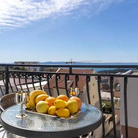 Julijana Apartment Makarska